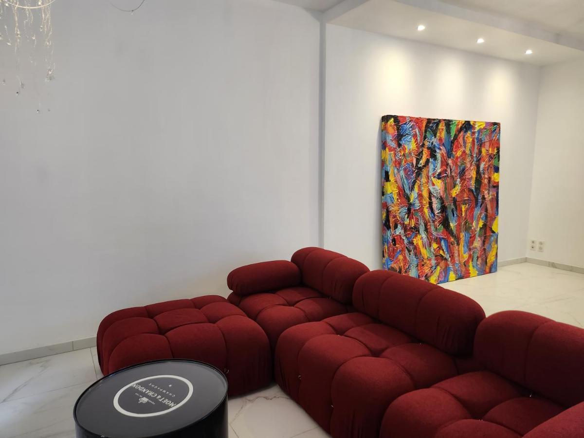 Maison Face A L'Abbaye D'Hautvillers - 2 Bedrooms 2 Bathrooms, Parking Eksteriør billede